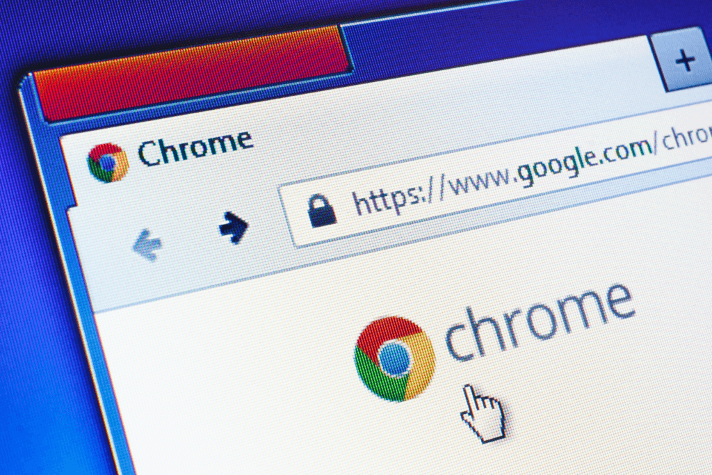A browser tab is open to install Chrome or find the best browser alternatives to Google Chrome