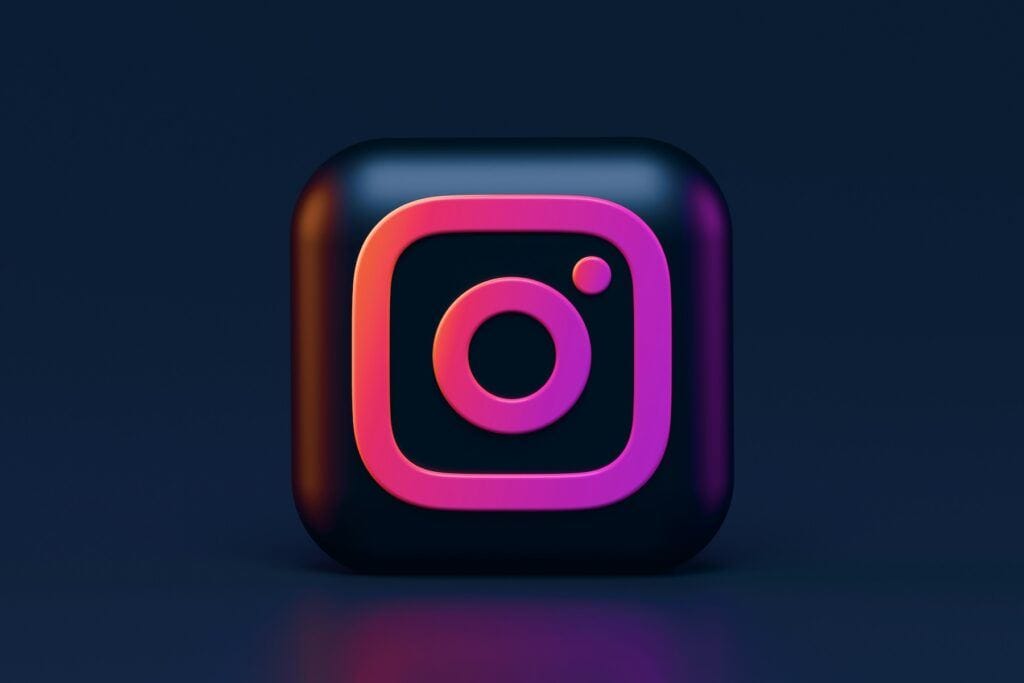 instagram logo icon is displayed as a decorative image for guide to instagram privacy settings